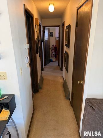 1820 AMBER Avenue, Quincy, IL 62305