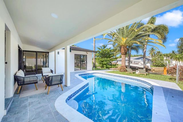 1120 SE 9th Avenue, Pompano Beach, FL 33060