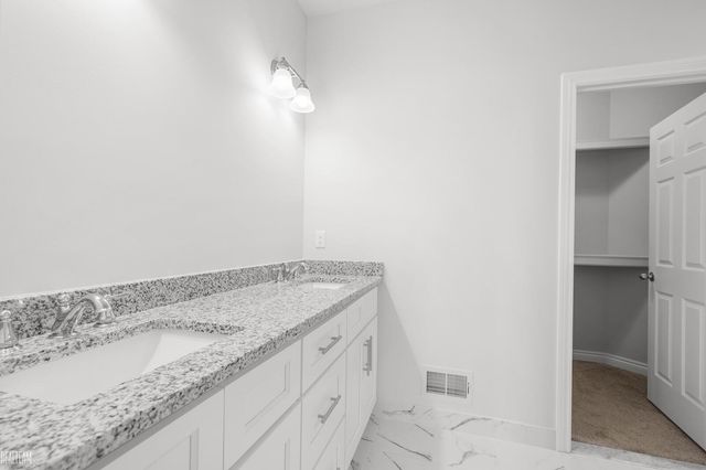 48810 Birmingham Drive, Chesterfield, MI 48047
