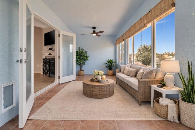 106 FAIRWAY CIRCLE, Umatilla, FL 32784