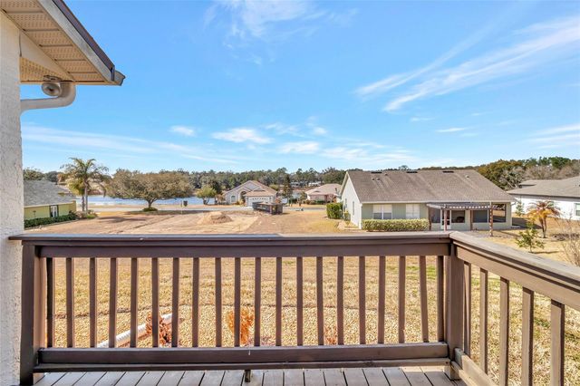 106 FAIRWAY CIRCLE, Umatilla, FL 32784