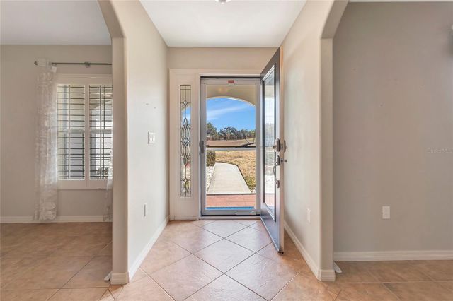 106 FAIRWAY CIRCLE, Umatilla, FL 32784