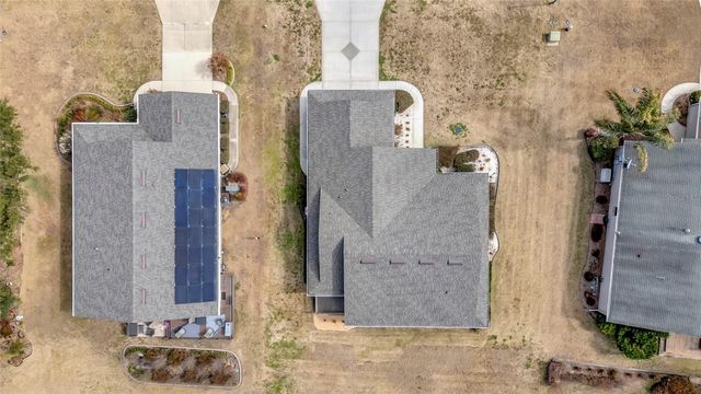 106 FAIRWAY CIRCLE, Umatilla, FL 32784