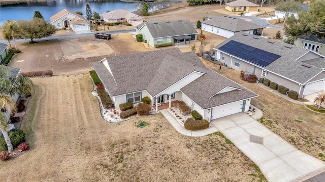 106 FAIRWAY CIRCLE, Umatilla, FL 32784