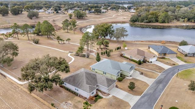 106 FAIRWAY CIRCLE, Umatilla, FL 32784