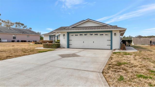 106 FAIRWAY CIRCLE, Umatilla, FL 32784