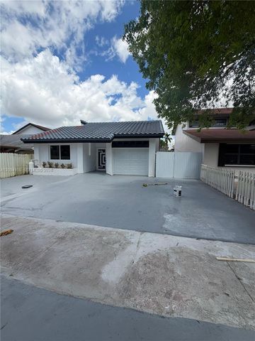 8981 SW 5th Ln, Miami, FL 33174