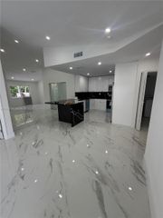 8981 SW 5th Ln, Miami, FL 33174