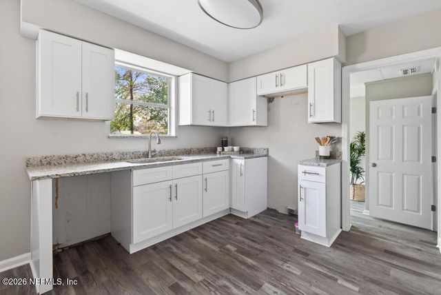 2615 KERSHAW Drive, Jacksonville, FL 32211