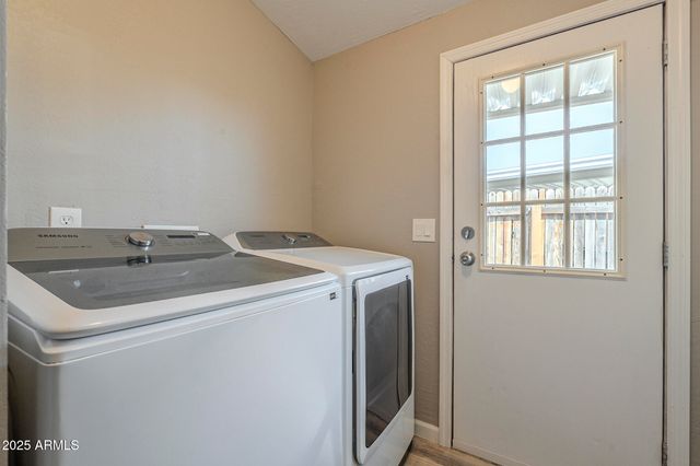 10951 N 91ST Avenue 32, Peoria, AZ 85345