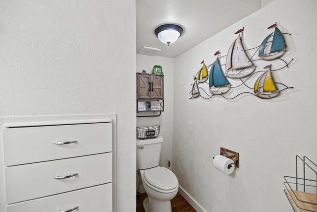 1139 White Rock AVENUE, Waukesha, WI 53186