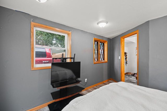 1139 White Rock AVENUE, Waukesha, WI 53186