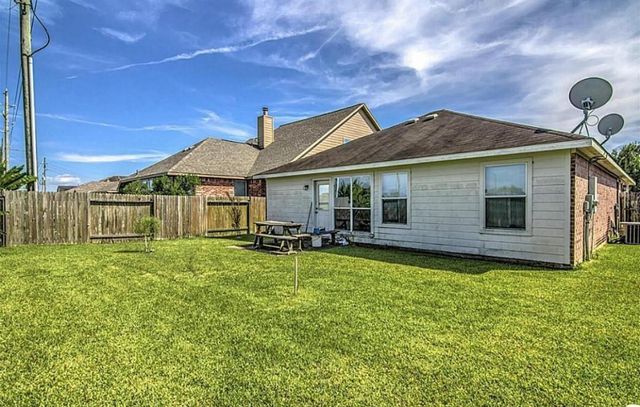 171 Horn Court, Baytown, TX 77523