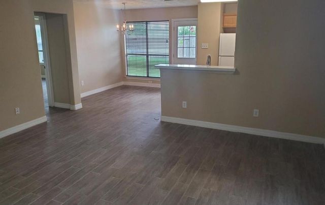 171 Horn Court, Baytown, TX 77523