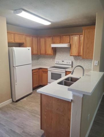 171 Horn Court, Baytown, TX 77523