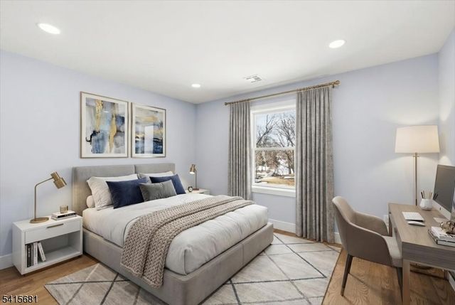 34 Zazzetti St, Waldwick Boro, NJ 07463