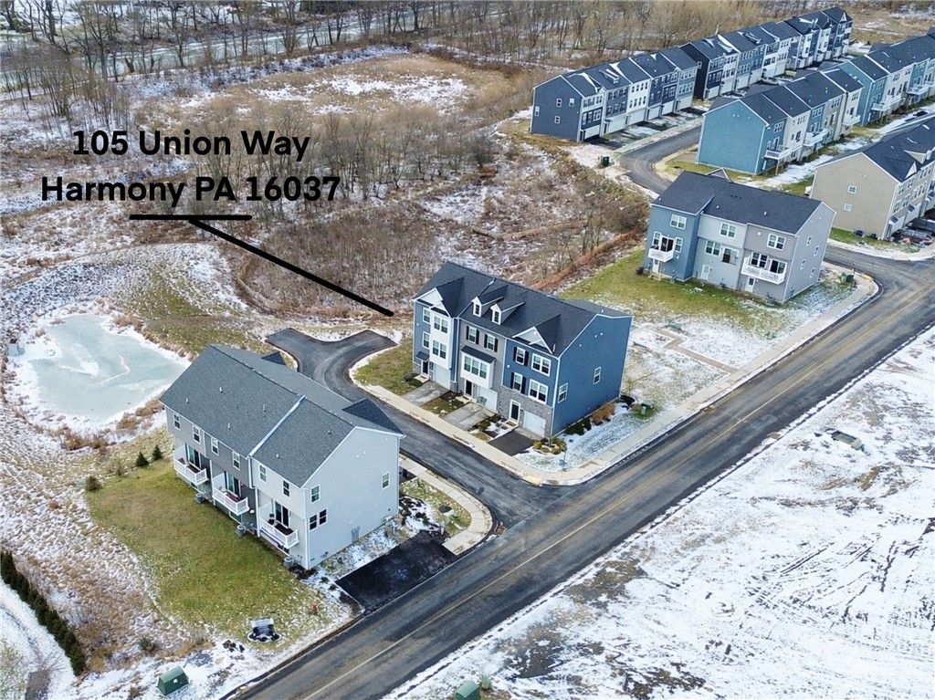 Image 7 of property listing at 105 Union Way, Jackson Twp, PA 16037