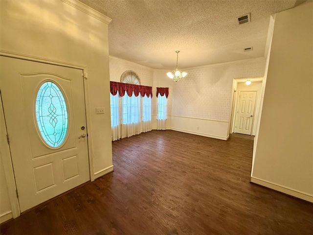 2103 Pecan Street, Bonham, TX 75418