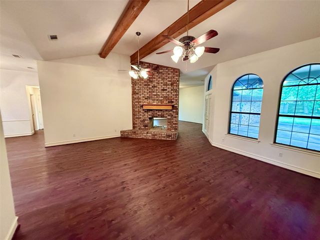 2103 Pecan Street, Bonham, TX 75418