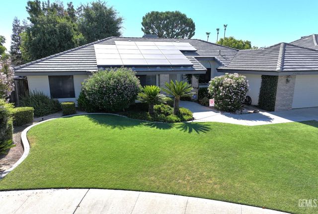 7304 Jolynn Street, Bakersfield, CA 93308