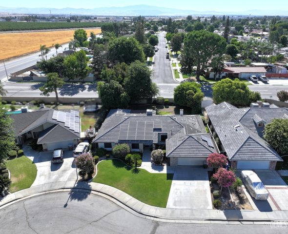 7304 Jolynn Street, Bakersfield, CA 93308