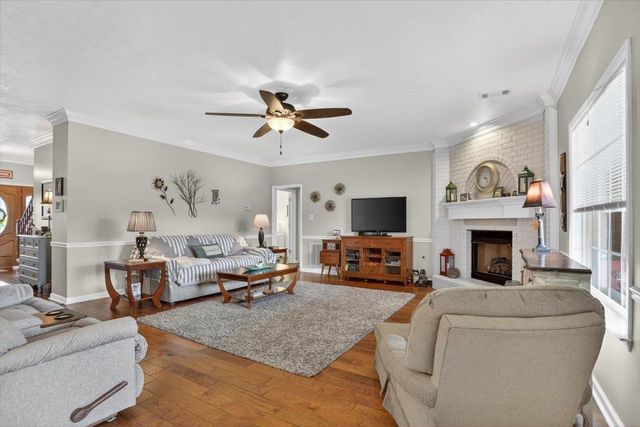 203 WINDY OAKS DR, Munford, TN 38058