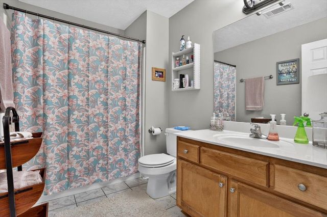 203 WINDY OAKS DR, Munford, TN 38058