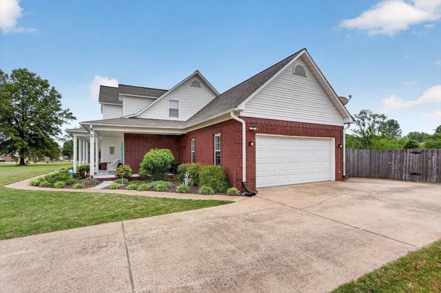 203 WINDY OAKS DR, Munford, TN 38058