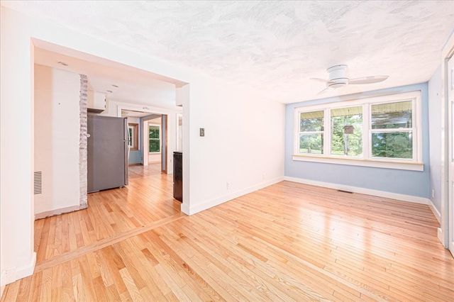 13 Shore Ave, Maynard, MA 01754