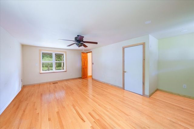 13 Shore Ave, Maynard, MA 01754