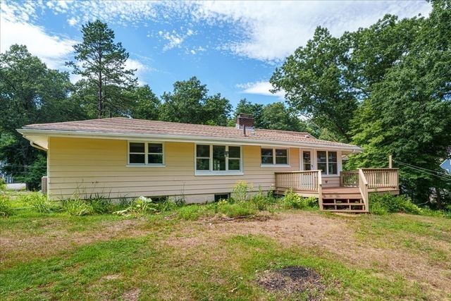 13 Shore Ave, Maynard, MA 01754