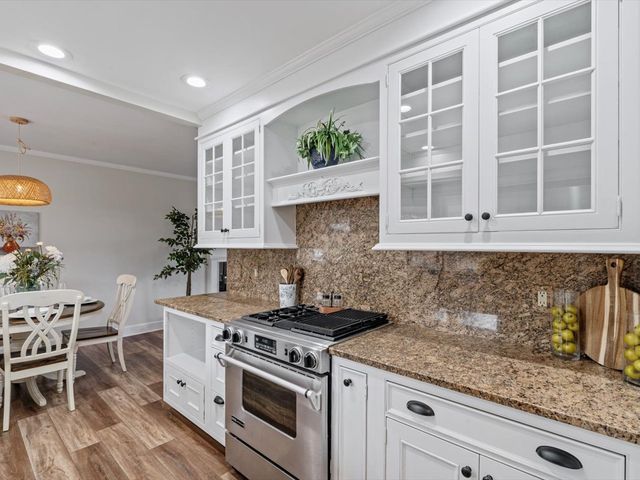 1520 Parklane Dr Drive, Bettendorf, IA 52722