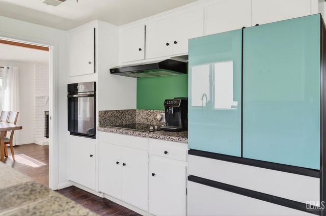 3013 Saint Marys Street, Bakersfield, CA 93305