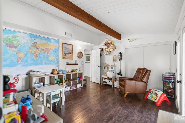 3013 Saint Marys Street, Bakersfield, CA 93305