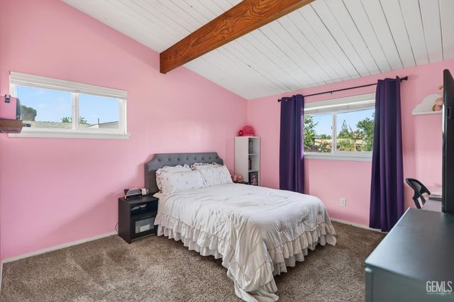 3013 Saint Marys Street, Bakersfield, CA 93305