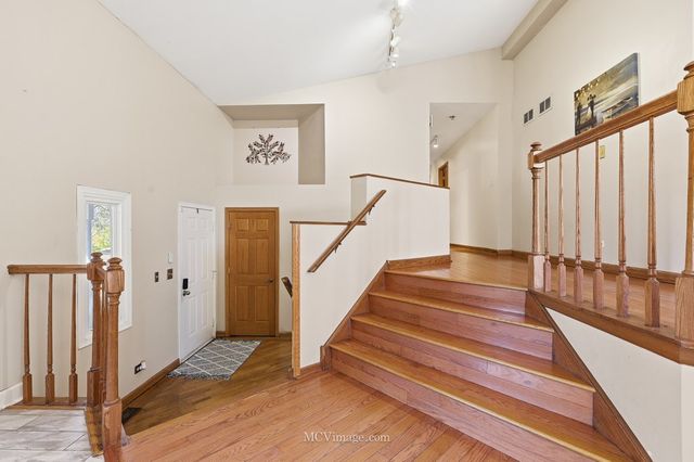 1078 Rain Tree Drive, Bolingbrook, IL 60440