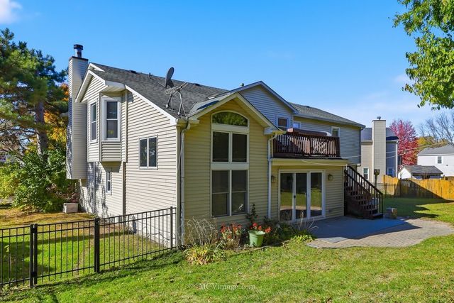 1078 Rain Tree Drive, Bolingbrook, IL 60440