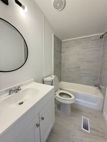 9022 Diamond Avenue, Kaufman, TX 75142