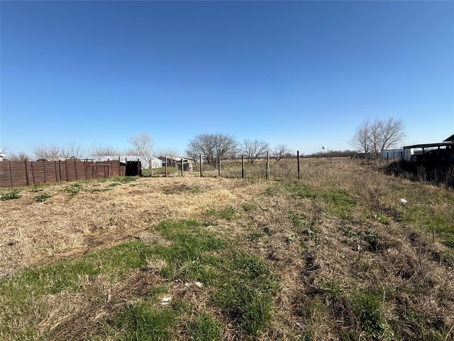 9022 Diamond Avenue, Kaufman, TX 75142