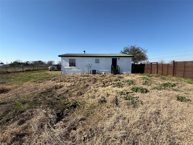 9022 Diamond Avenue, Kaufman, TX 75142
