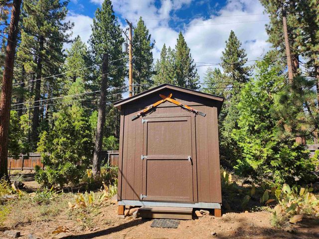 7873 North Avenue, Tahoe Vista, CA 96148