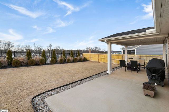 210 Bending Brinch Road, Greenville, SC 29605