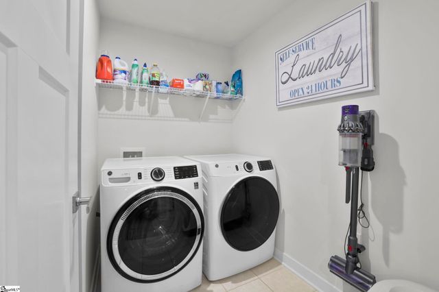 210 Bending Brinch Road, Greenville, SC 29605