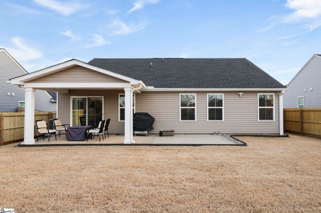 210 Bending Brinch Road, Greenville, SC 29605