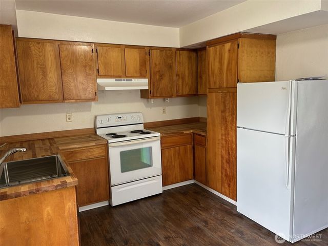 1012 7th Street S, Kelso, WA 98626