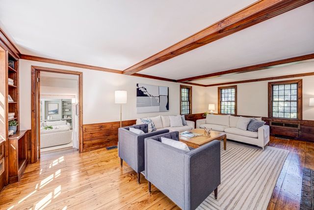 284 Woodland Road, Brookline, MA 02467