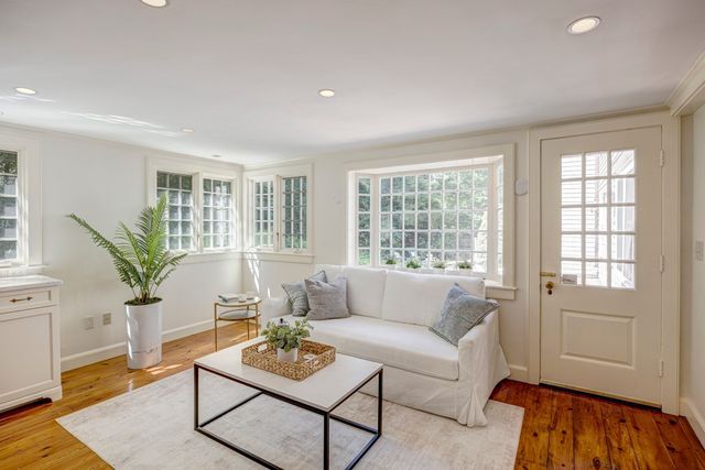 284 Woodland Road, Brookline, MA 02467