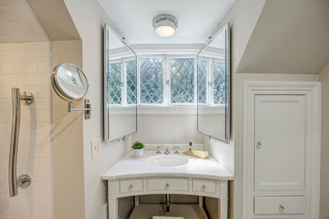 284 Woodland Road, Brookline, MA 02467