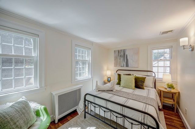 284 Woodland Road, Brookline, MA 02467