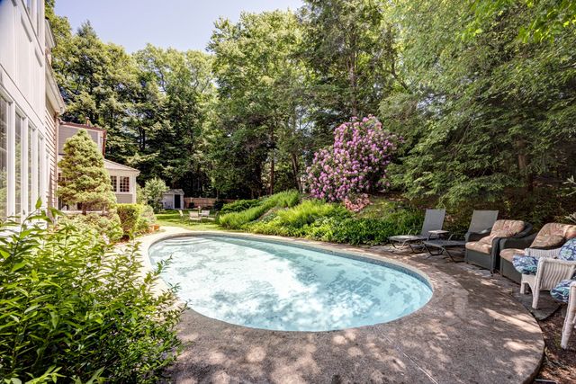 284 Woodland Road, Brookline, MA 02467